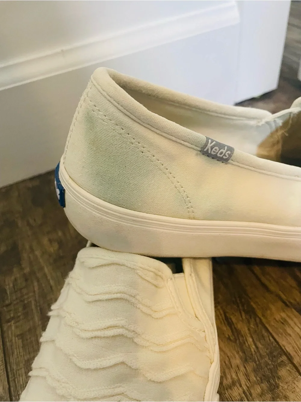 Keds Slip-On in Off-White Wave Canvas
